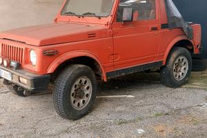 Suzuki samurai 