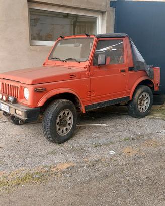 Suzuki samurai 
