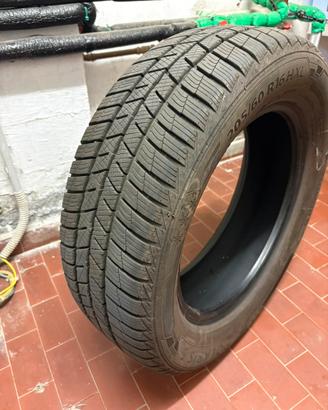 205/60R16 2 treni estivo ed invernale
