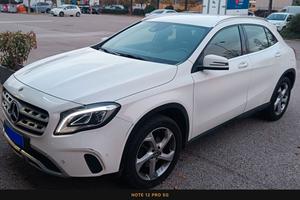 MERCEDES GLA 200 SPORT