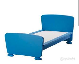 camera bambino letto comó comodino celeste