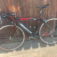 Bianchi 928 Carbon – gruppo Shimano Ultegra
