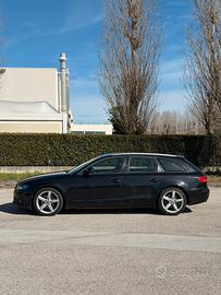Audi A4 B8 2.0 tdi 143cv