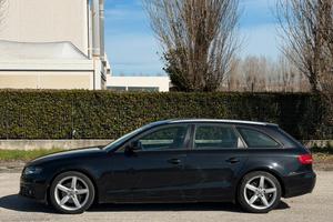 Audi A4 B8 2.0 tdi 143cv