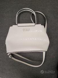 BORSA GUESS