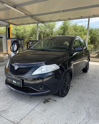 Lancia Ypsilon 1.2 69cv GPL - 12 MESI DI GARANZIA-