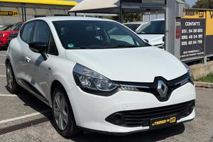 Renault Clio 1.2 75CV 5 porte LIMITED GARANTITA