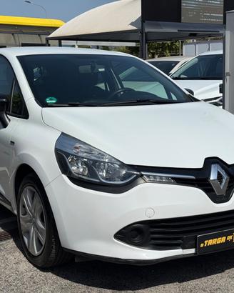 Renault Clio 0.9 90CV 5 porte LIMITED GARANTITA
