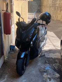Yamha XMax 250 2016