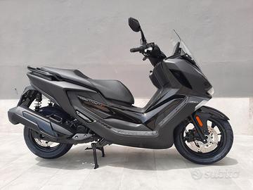 Kymco Downtown 350i GT