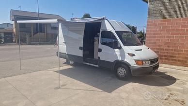 Iveco daily trasporto MOTO-BICI semi camperizzato