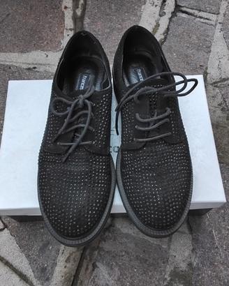 Scarpe stile inglese nere con brillantini 38