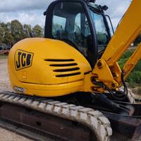 Escavatore jcb 8080