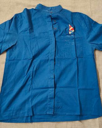 Camicia blu leggera con ricamo