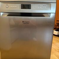 Lavastoviglie Hotpoint Ariston – Ottime Cond
