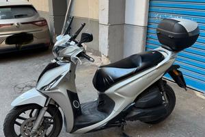 Kymco people s 150 2021 pari al nuovo