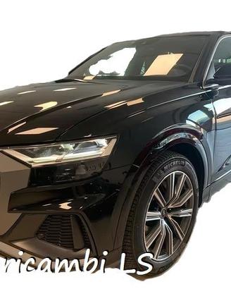 Audi q8 s-line 2025 ricambi