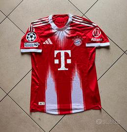 OLISE n.17 Bayern 25/26