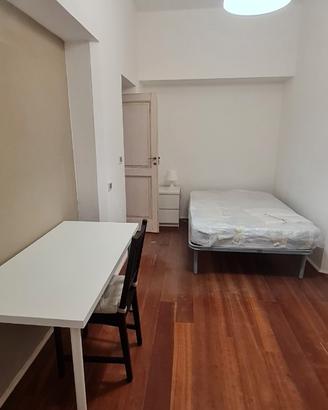Stanza singola per studenti/studentesse