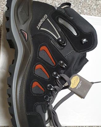 Scarponi tecnici GRISPORT N 43 SUOLA VIBRAM