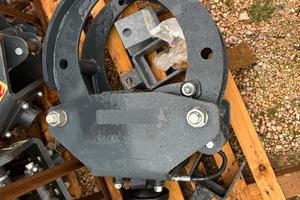 A134 Pinza Forestale