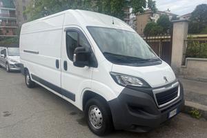 Peugeot BOXER 35Q L2H2 130HP