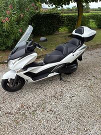 Scooter honda SW T 400
