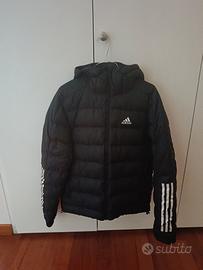 piumino Adidas taglia xs