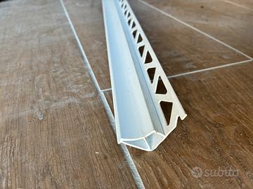 Profilo PVC sguscia altezza 10mm