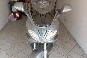 PIAGGIO X9 EVOLUTION