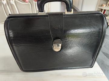 Borsa di pelle mastro P