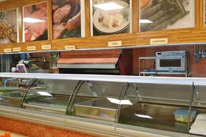 Locale commerciale ad uso ristorazione con magazz