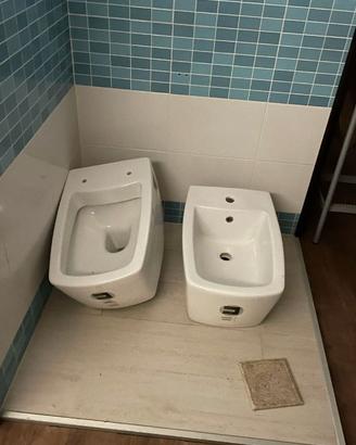 SANITARI SOSPESI AXA