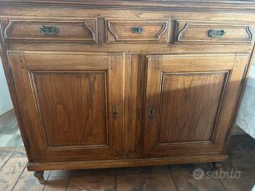 Credenza arte poveta