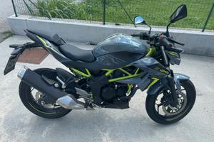 Moto kawasaki 125 serie z