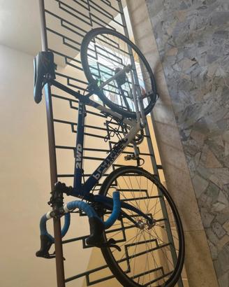 Bici sa corsa B'TWIN