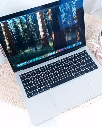 MacBook Pro 13” 2016 | i5 2.0 GHz | 8GB RAM |Apple