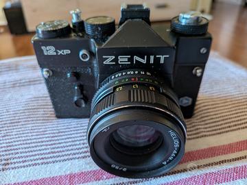 Fotocamera Reflex Zenit 12XP