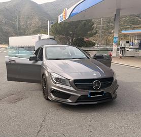 Mercedes-Benz CLA 45 AMG