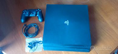 Playstation 4 Pro 1 TB (SOLO CONSEGNA A MANO)