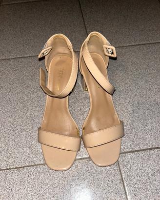 Sandali con tacco nude beige - eleganti