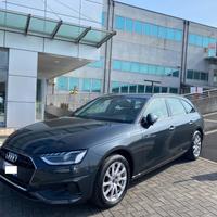 AUDI A4 Avant 40 TDI quattro S tronic Business A