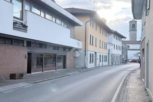 NEGOZIO A UDINE