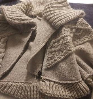 2 maglioni originali marca PATRIZIA PEPE