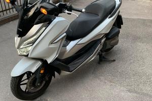 Honda Forza 300 - 2019