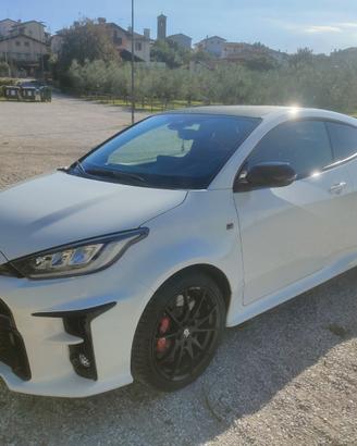 TOYOTA YARIS GR CIRCUIT