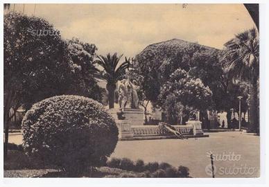 Cartolina di Foggia - Monumento ai Caduti