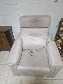 Poltrona elettrica reclinabile 