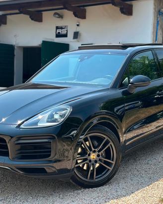 Porsche CAYENNE 3.0 V6 PANO BOSE KMCERT UNICOPR