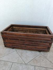 fioriera in legno 